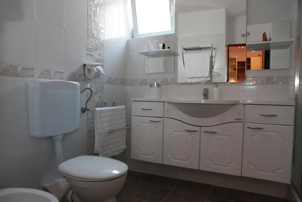 Apartment Yelena Rose West Zadar 0*,  Croatia