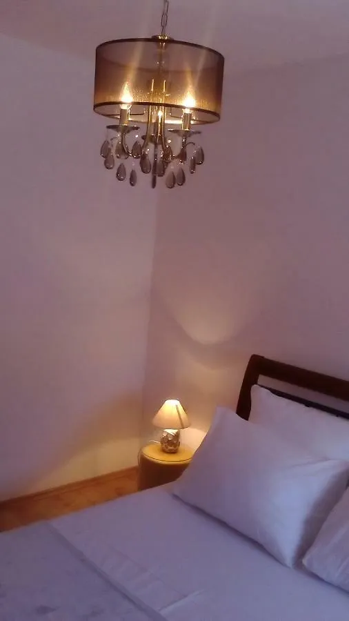 Apartment Yelena Rose West Zadar