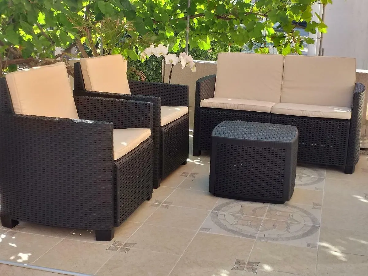 Apartment Yelena Rose West Zadar Croatia